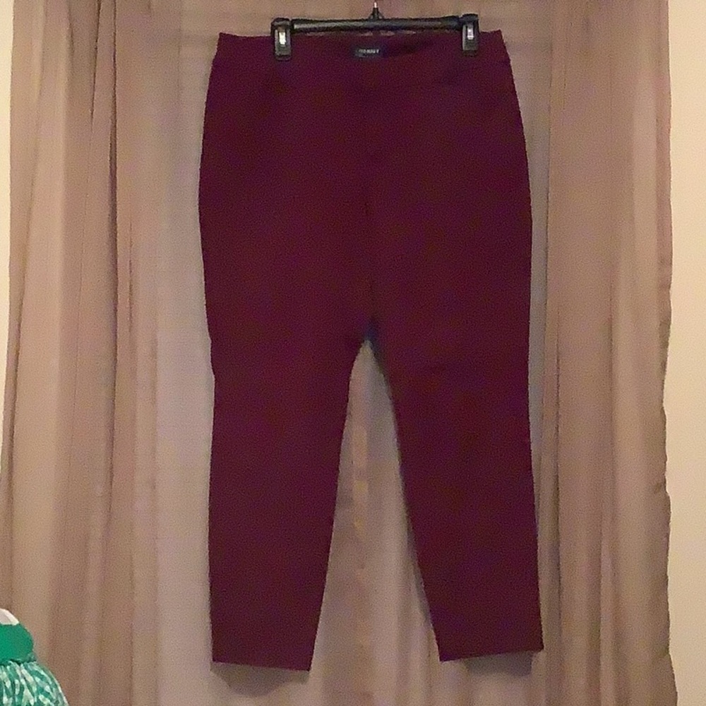 Old Navy pixie pants deep wine colored pants12